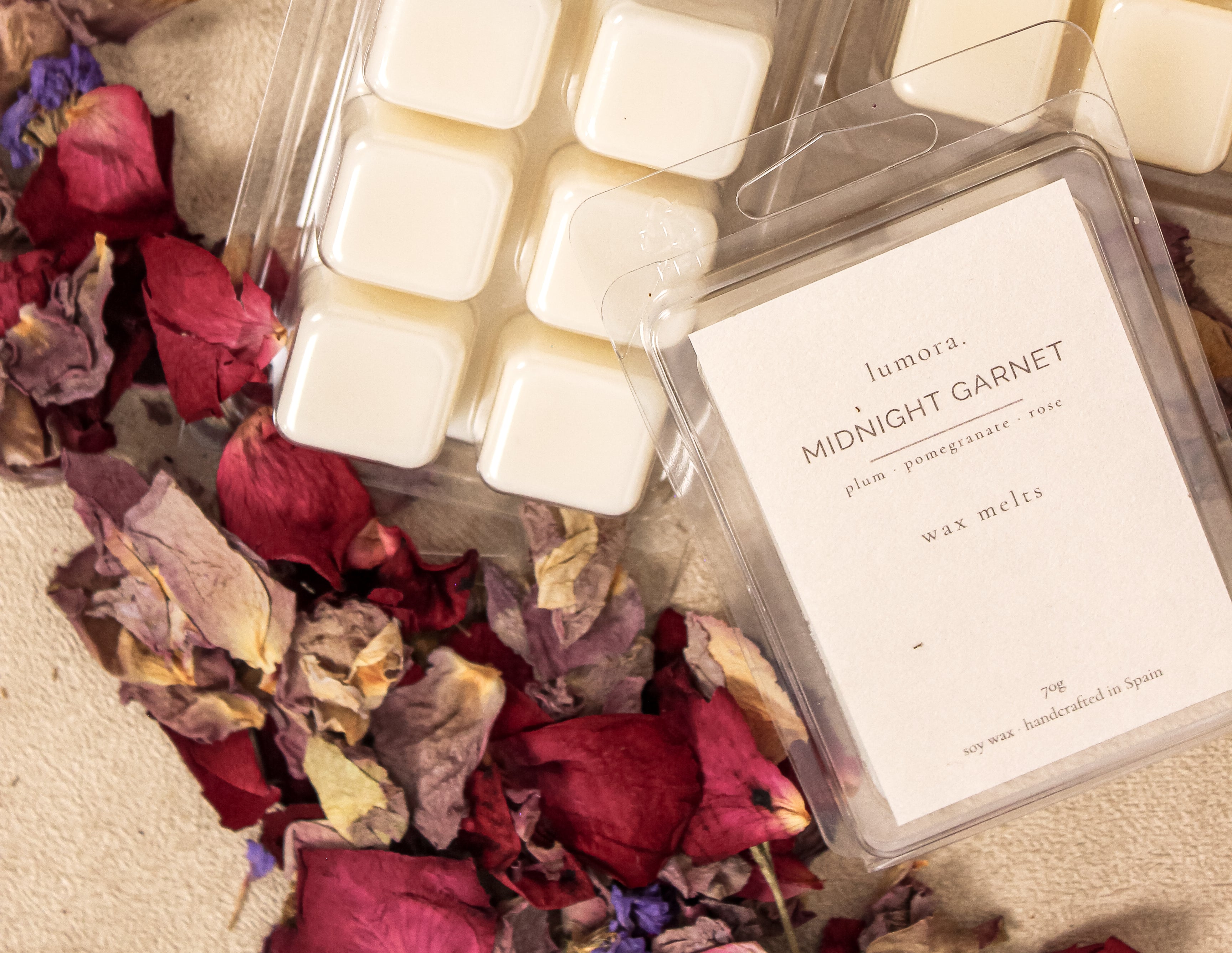 MIDNIGHT GARNET · wax melts